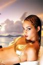 Alicia Keys - free iPhone background
