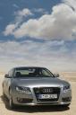 Audi A5 - free iPhone background